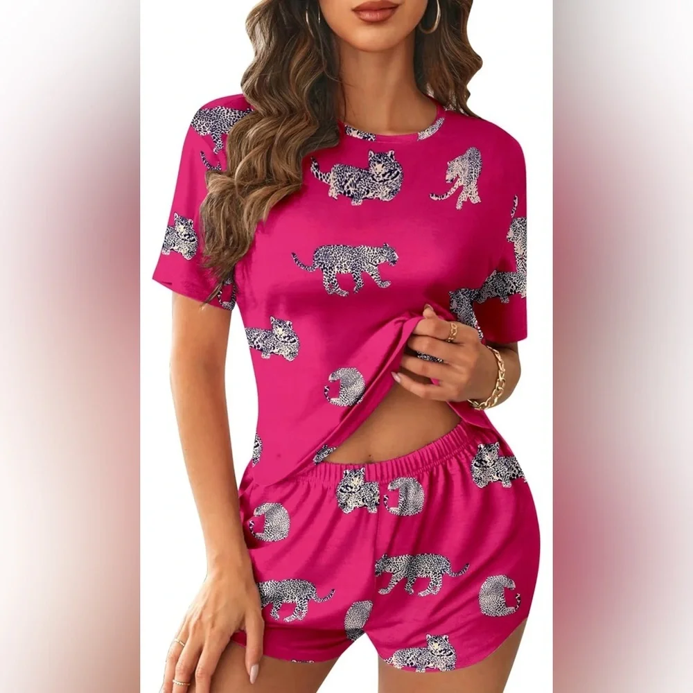 Womens Pink/Black 2 Piece Pajama Set Short Sleeve Shirt and Shorts | NEW!!🖤💗 - Picture 1 of 6